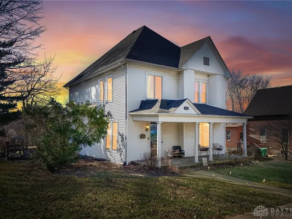 131 W South St, Hillsboro, OH 45133