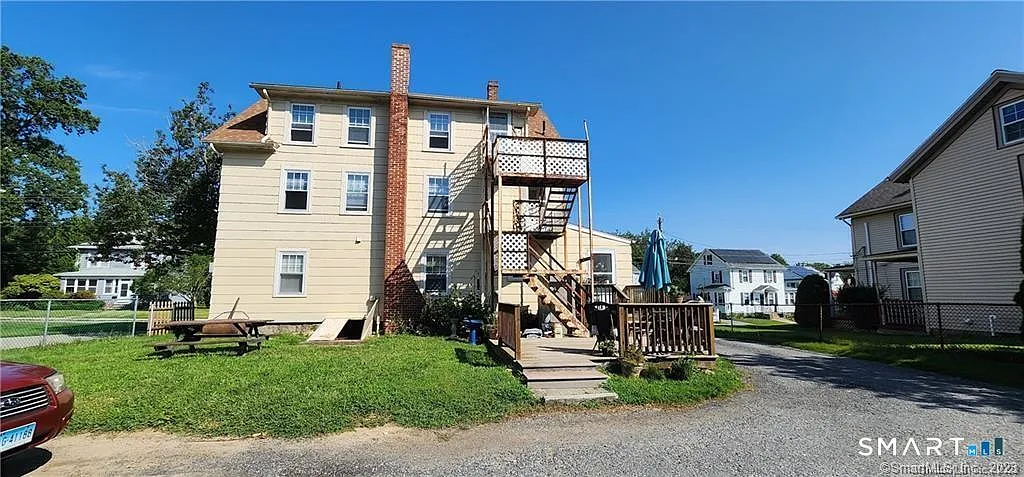 1 bed, 1.0 bath, 2832 sqft, $1,700 — Photo 3