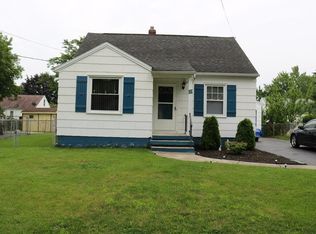 133 Traver Cir, Rochester, NY 14609