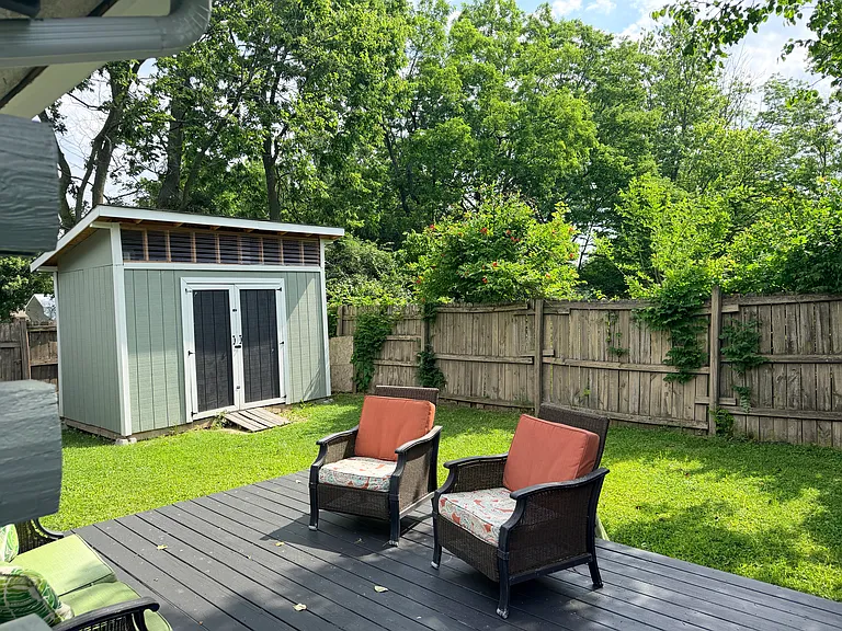 1376 Deerfield Rd — Photo 14