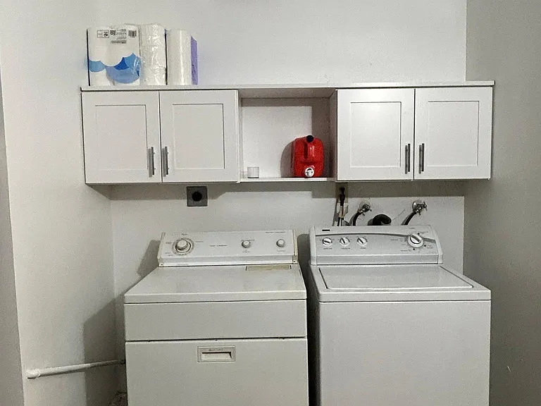 Laundry in 2-car garage