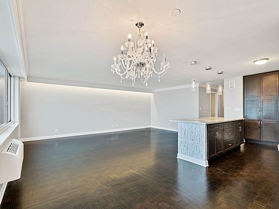 5th image of 1440 N Lake Shore Dr APT 19A