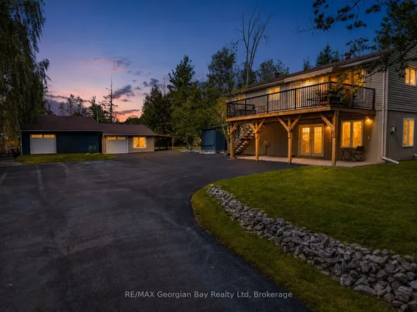 2384 Whetham Rd, Springwater, ON L0L 1P0