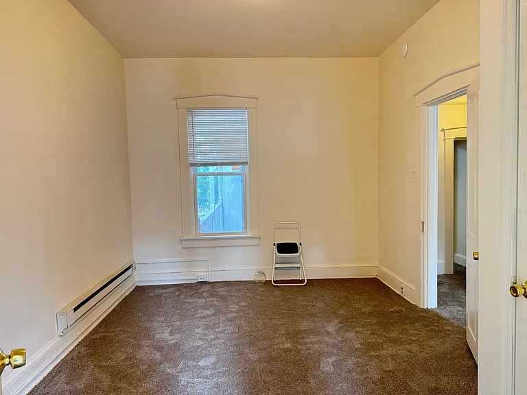 537 W. King St. — Photo 10
