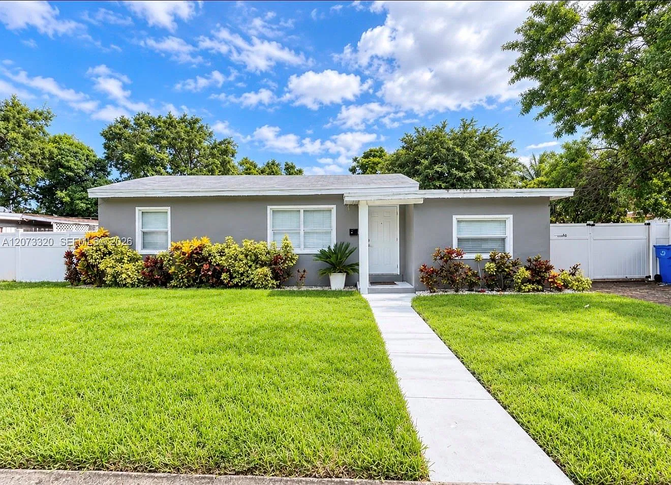 Miami Gardens Estates Sec — Photo 1