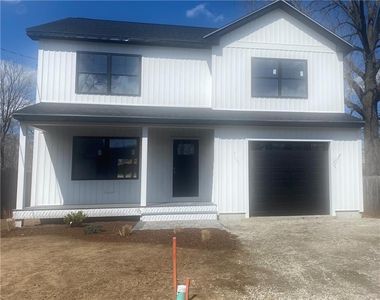 19 Lockwood St, Cranston, RI, 02905