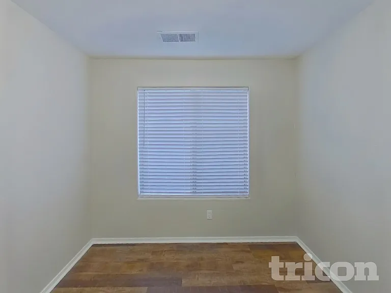 1612 E Barbarita Ave — Photo 12