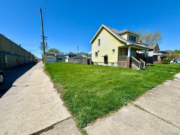 7229 Middlesex St, Dearborn, MI 48126