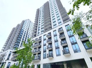 91 Montclair Ave #707, Toronto, ON M5P 1P5