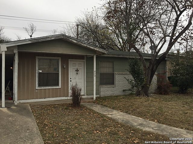 2nd image of 715 Sprucewood Ln