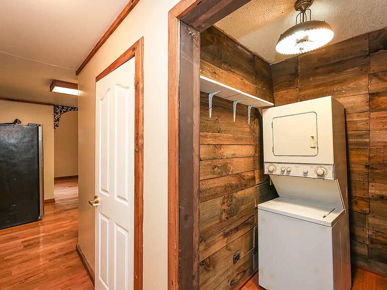 168 Williams Rd — Photo 13