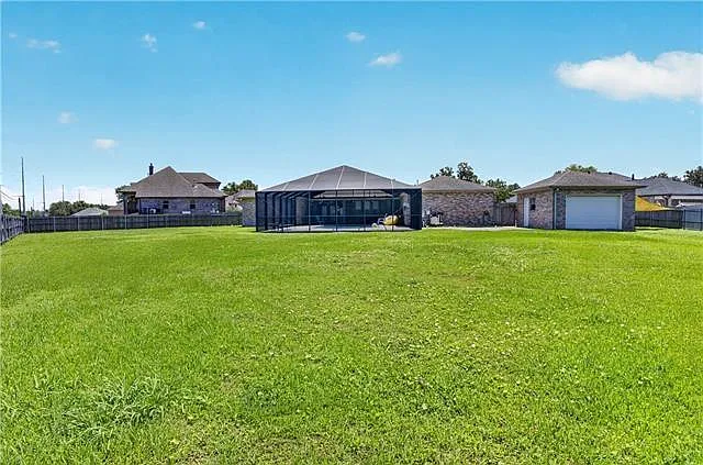 110 Regina Dr — Photo 27