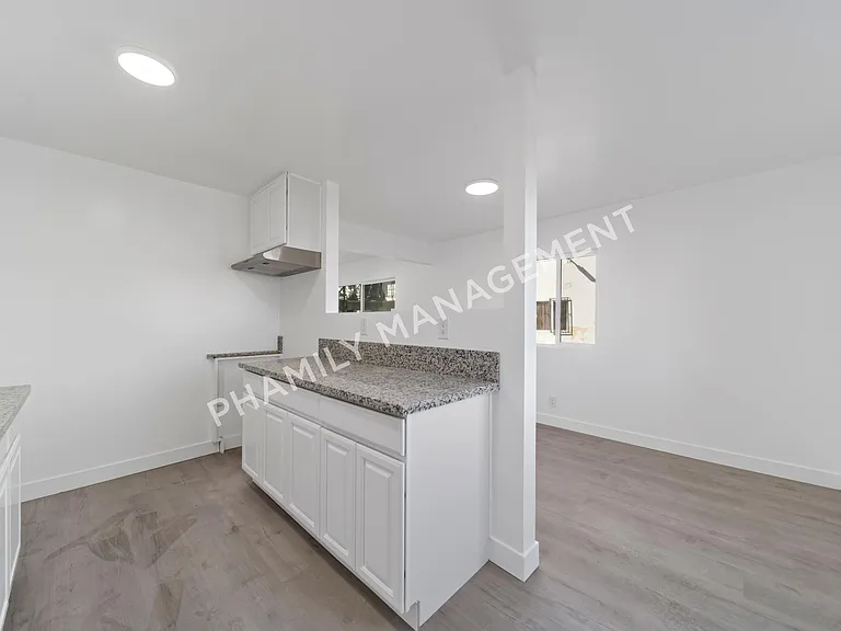 11230 Klingerman St #5 — Photo 6