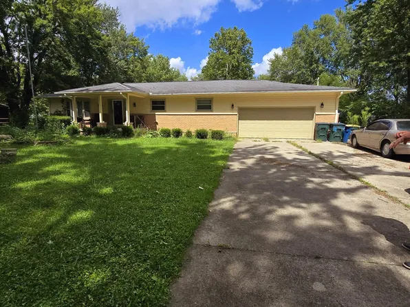 3800 W 28th St, Muncie, IN 47302