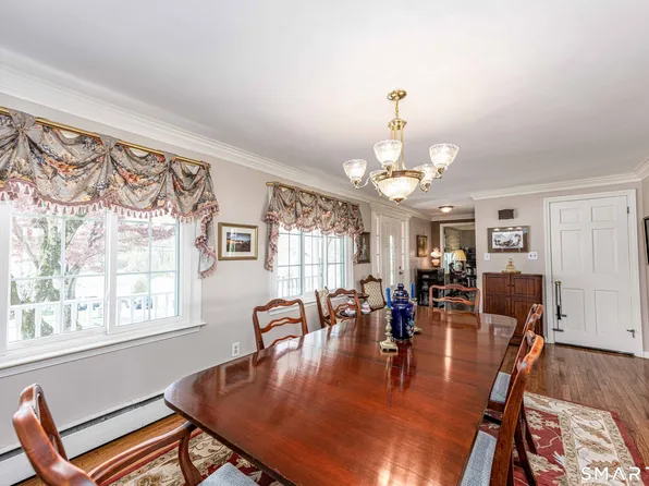 118 Rolling Ridge Road, Hamden, CT 06518