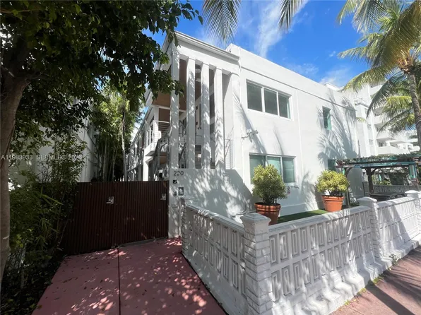 220 Collins Ave APT 5A, Miami Beach, FL 33139