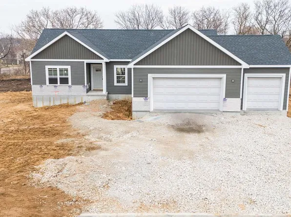 412 Ridge Court, Orfordville, WI 53576