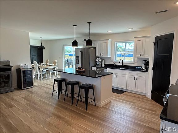 148 Ridge Rd, Oak Ridge, MO 63769 | MLS #25059181 | Zillow