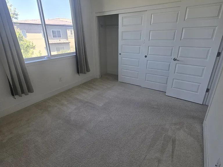 1919 Cadence Ln — Photo 22