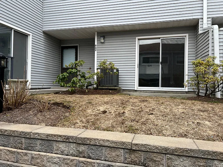 208 Harris Rd #DA2 — Photo 3