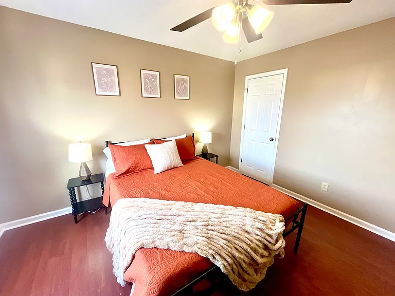 1409 Pleasant Ridge Dr — Photo 20
