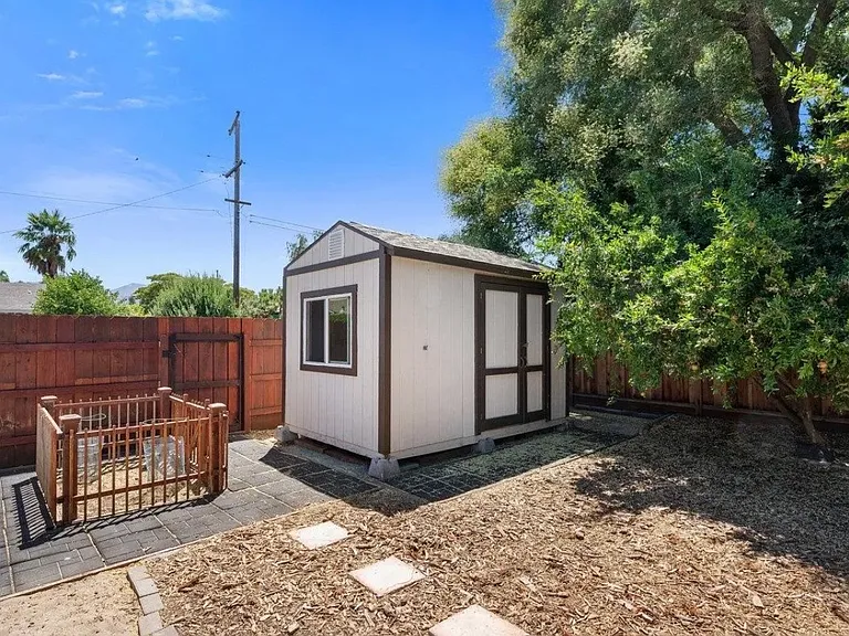 4026 Denver St — Photo 23