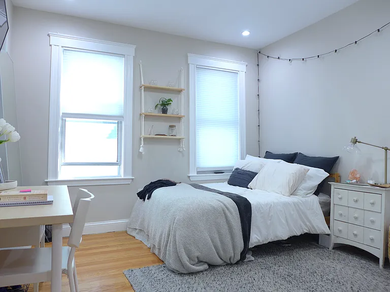 1615 Tremont St — Photo 11