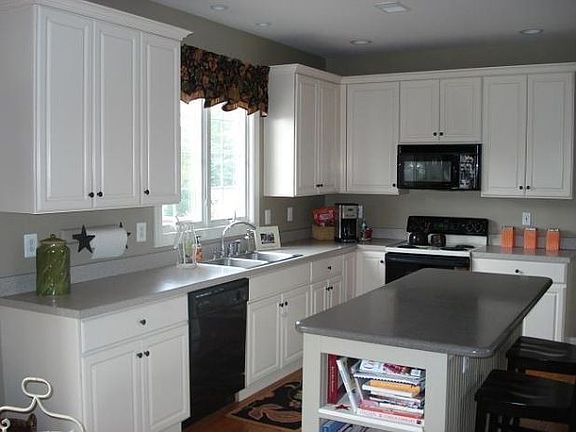 5th image of 307 Brey Hill Ln