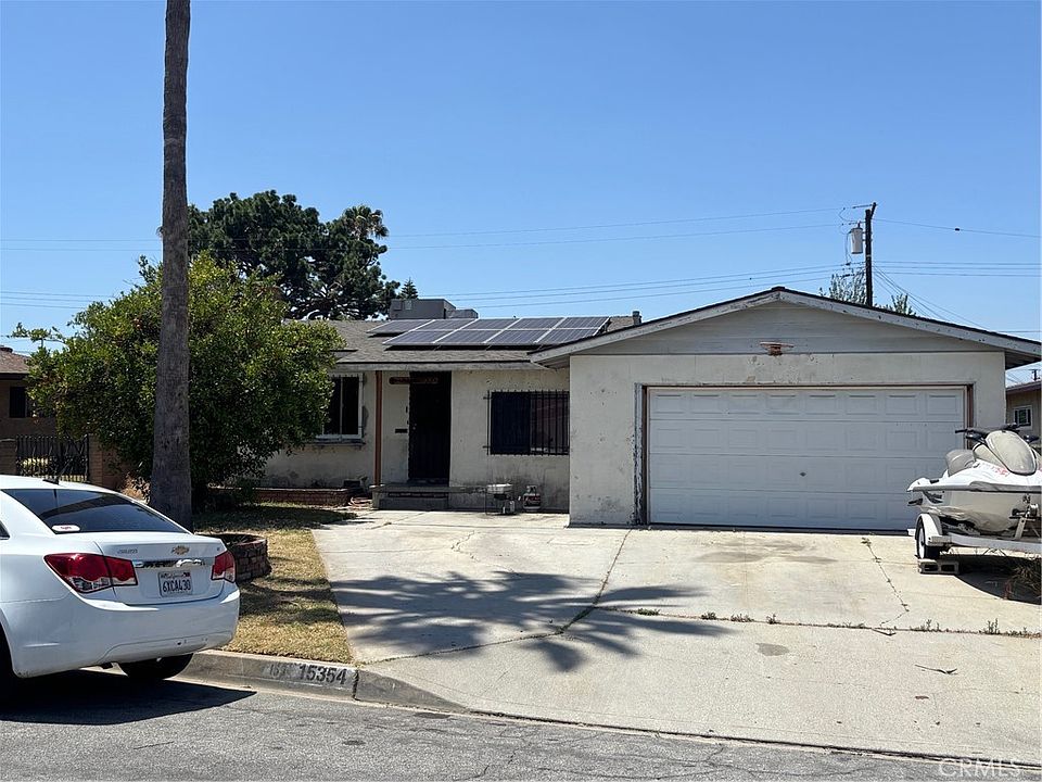 1st image of 15354 Las Vecinas Dr
