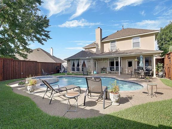 4th image of 8133 Vine Wood Dr