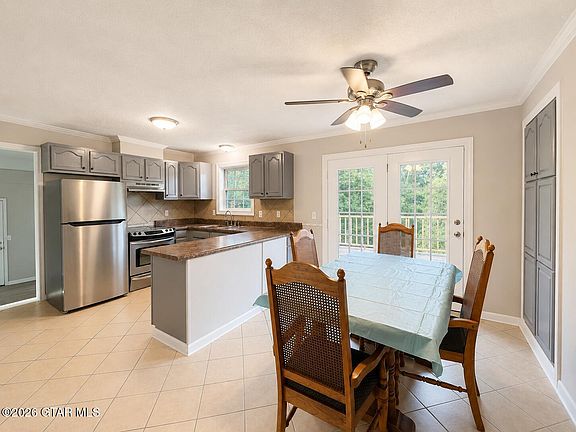 4th image of 369 Finch St NW