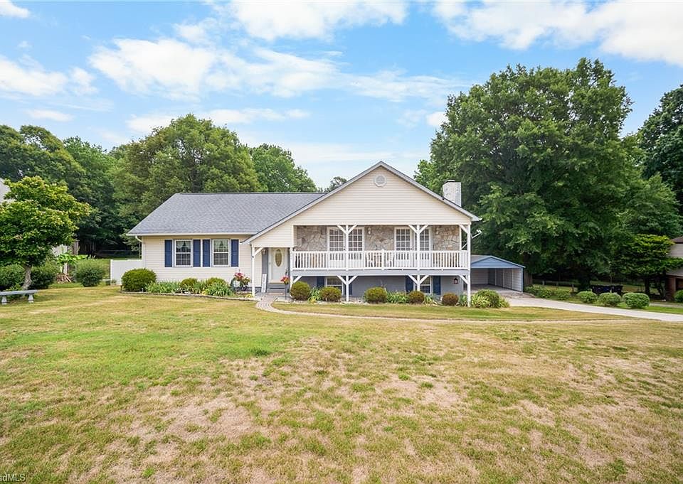 1st image of 1809 Pope Ln