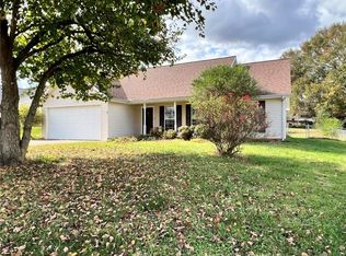 79 Arlington Ln, Commerce, GA 30529