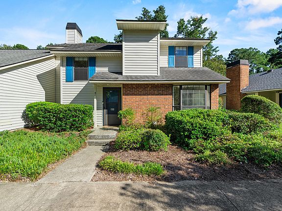 2nd image of 21 Indigo Ln