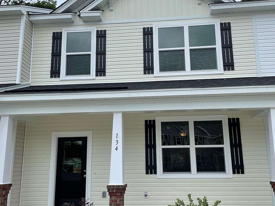 1st image of 134 Spencer Cir #14