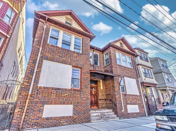 277 N 5th St, Newark City, NJ 07107