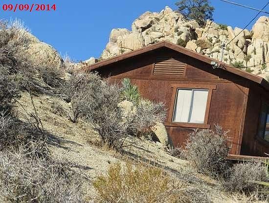 3rd image of 56285 Oakwood Dr