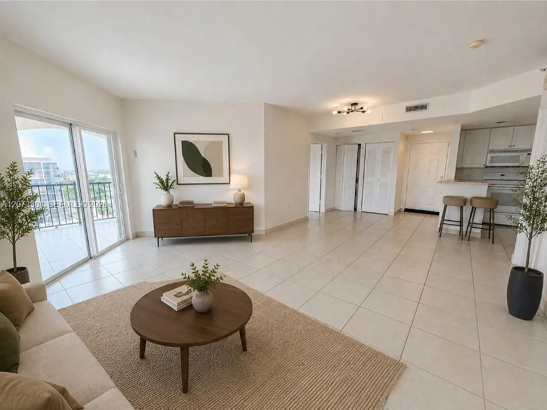 Gables View Condo — Photo 4