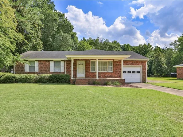 5009 Greenbrook Dr, Portsmouth, VA 23703