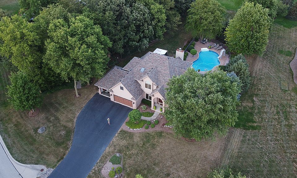 2nd image of 10806 W Riviera Dr