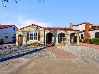 956 J St, Los Banos, CA, 93635