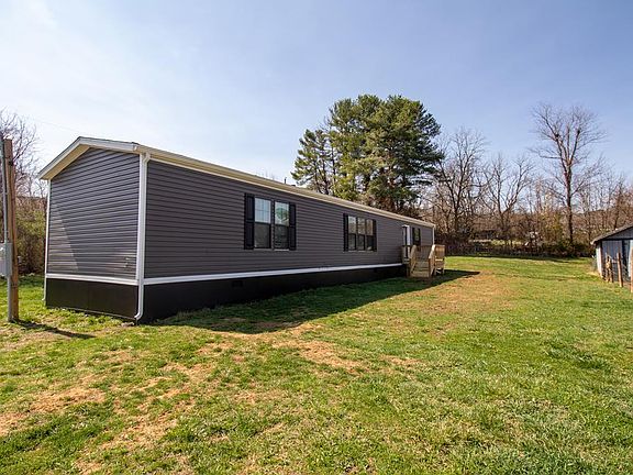 3rd image of 613 Rakestown Rd