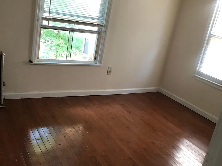 117 3rd St — Photo 6