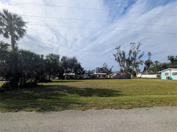 0 E Langsner St #13, Englewood, FL 34223