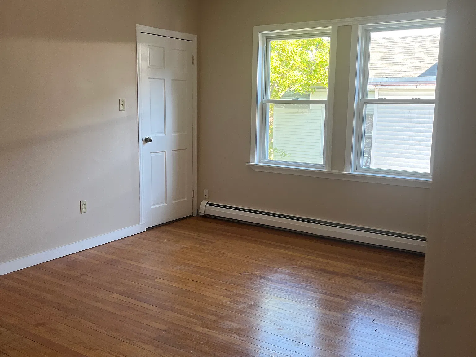 2 bed, 800 sqft, $1,425 — Photo 3