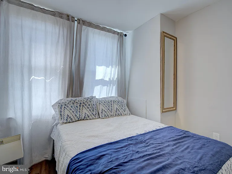 2621 E Oliver St — Photo 43