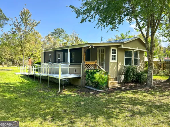 105 Reynolds St, Saint Marys, GA 31558
