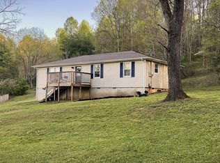 729 Jefferson Ave, Sparta, TN 38583