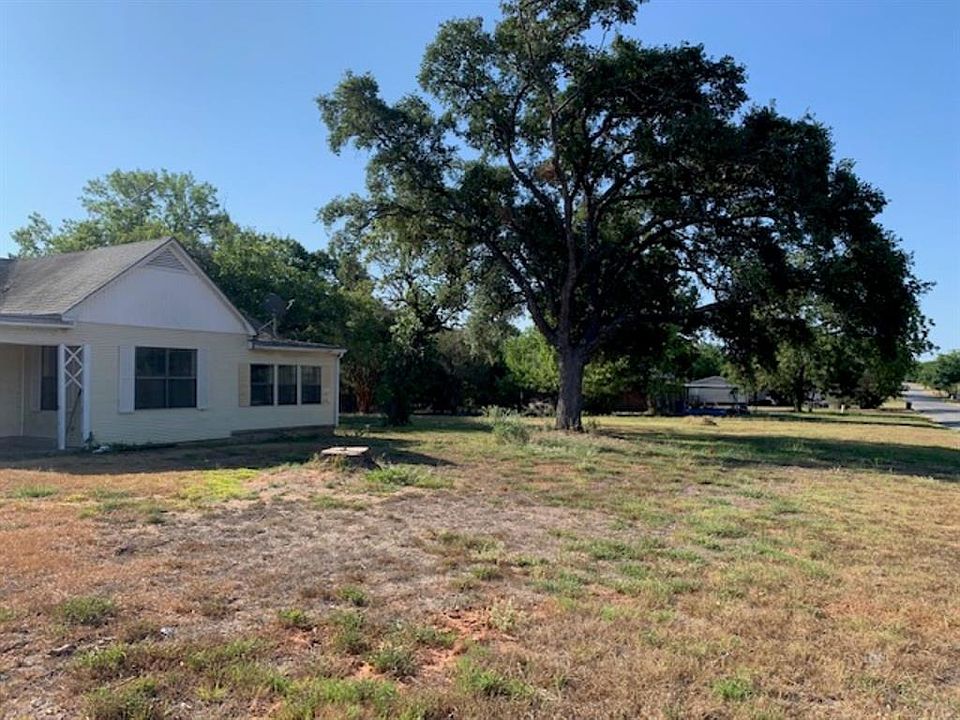 404 15th St, Hempstead, TX 77445 MLS 89776693 Zillow