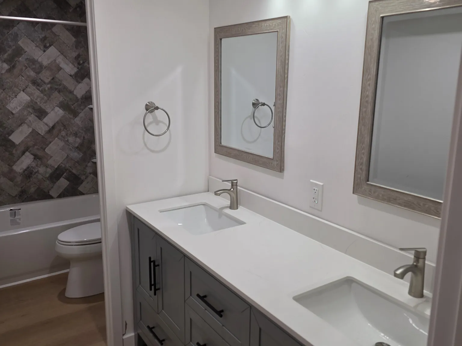 2 bed, 1200 sqft, $1,700 — Photo 4